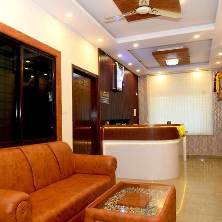 Hotel Aradhya Inn Deralakatte Mangaluru Exterior foto